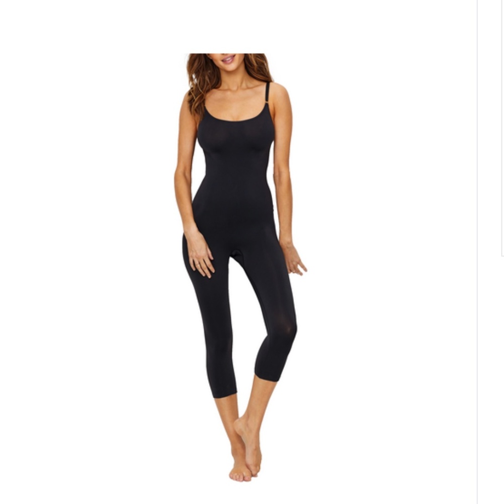 NIB Donna Karan Hosiery Luxe Opaque Bodystocking Style-DKF004, Black